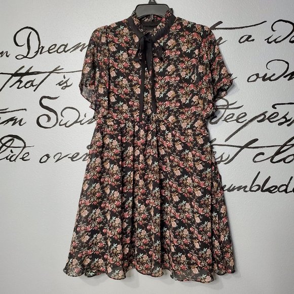 Signature Studio Black Pink Ditsy Floral Ruffle Dress, 8 - Picture 1 of 7